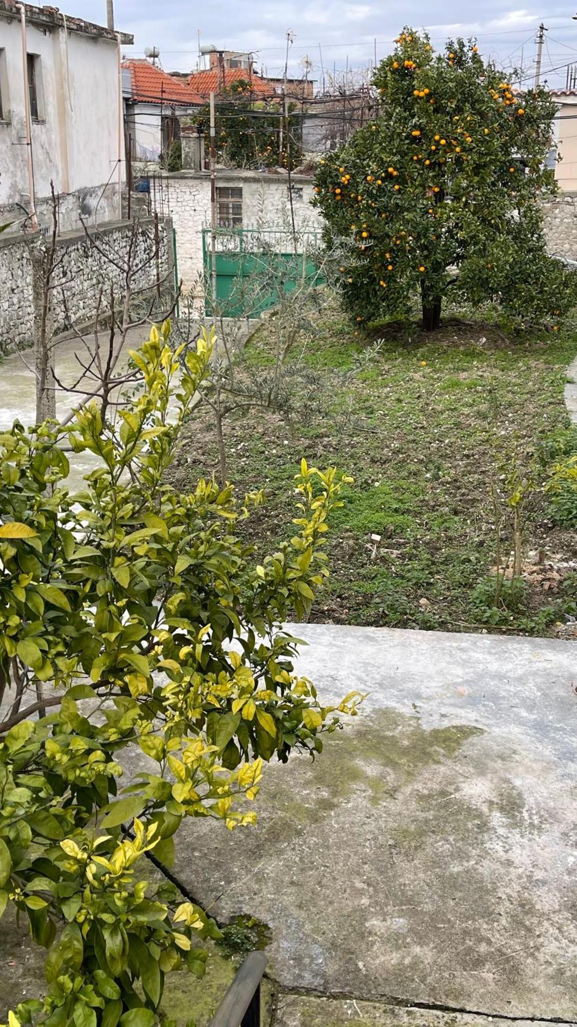 Hostel Ardjon House Berat Exterior foto